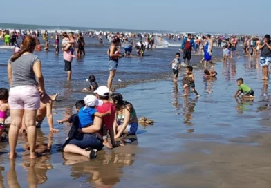 promotora solidaria, nicaragua, verano, juventud sandnoistam familias nicaragüenses, verano, familias veraneando, nicaragua,