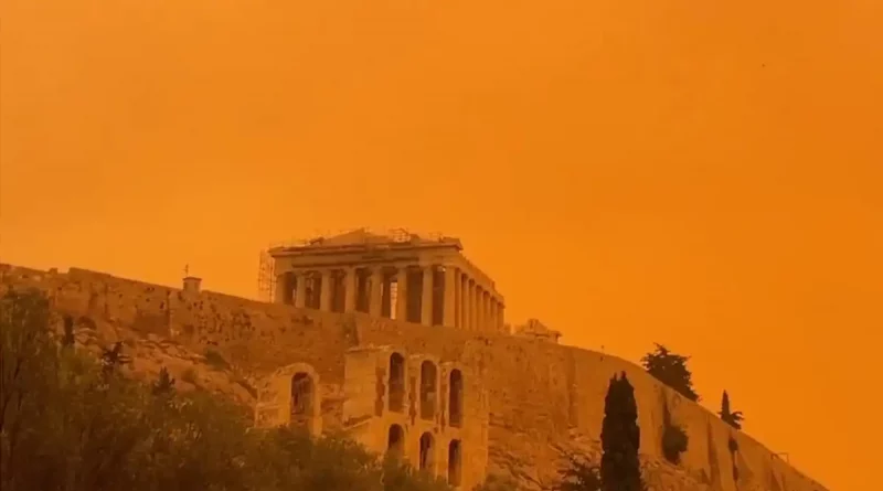 Atenas, Grecia, polvo del Sahara, cielo naranja, atmósfera naranja, manto naranja, cielos se tiñen, fenómenos climático, nubes de polvo, contaminación,