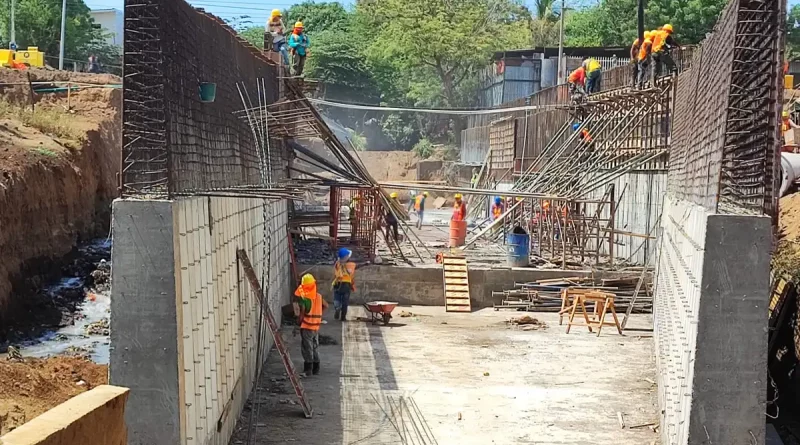 construcción, obras, avance, cauce "El Arroyo", La Esperanza, Managua, infraestructura, drenaje pluvial,