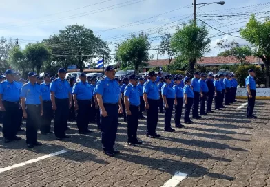 Policía de Nicaragua, Día Nacional de la Paz, celebran, honran, policías caídos, cumplimento de su deber, homenaje,