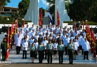 ejercito de nicaragua, medicos, hospital militar, nicaragua,
