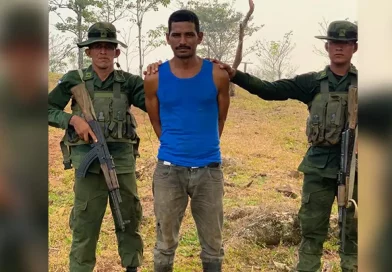 Ejército de Nicaragua, Prinzapolka, abigeato, retiene, 2 personas,