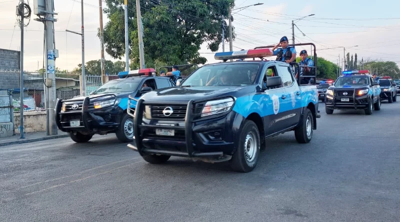 policia de nicaragua, managua, mes de la paz, caravana