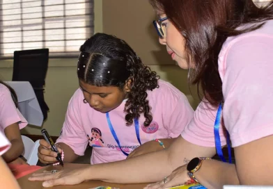 telcor, nicaragua, manga, niñas tic, dia inernaci0onal, niñas, telcor, tele comunicaciones, correos de nicaragua,