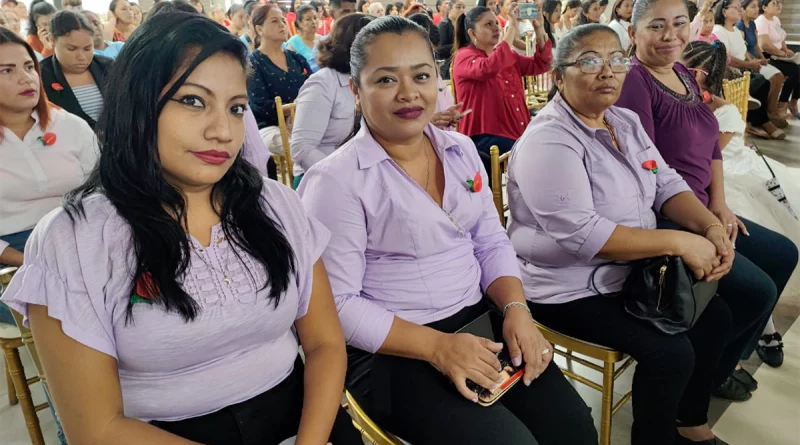 nicaragua, mujeres, manualidades, alma, cursos de emprendimientos,