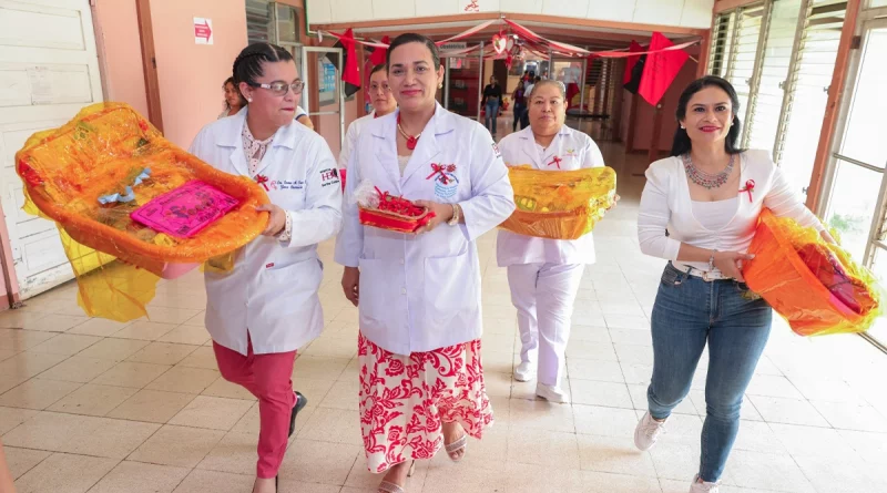alcaldía de Managua, nicaragua, salud, dia de las madres, obsequios, nicaragua,