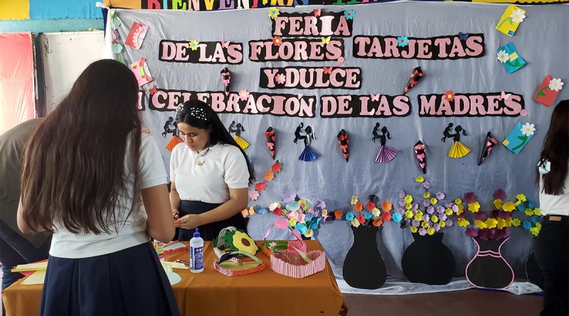 nicaragua, colegio san sebastian, dia de las madres,