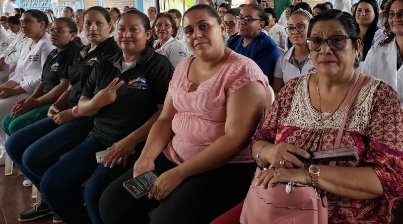 nicaragua, hospital aleman, madres, dedicación