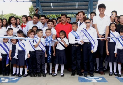 general sandino, managua, centro educativo españa, nicaragua