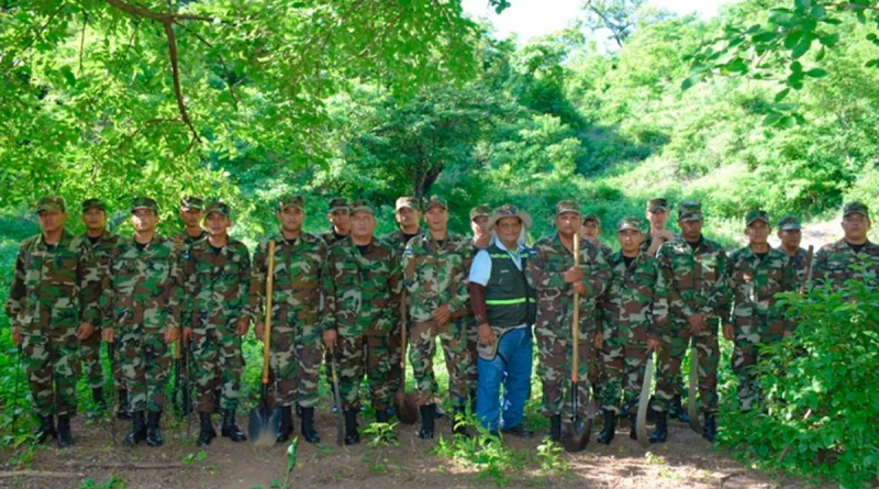 nicaragua, laguna de nejapa, Managua, ejercito de nicaragua, jornada ecológica, reforestación