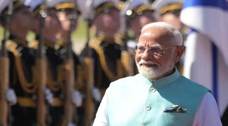 Primer ministro, India, Narendra Modi, arribado, Moscú, visita oficial, Rusia, llega,
