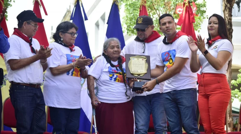 dia del estudiantes, unan-leon, leon, reconocimientos, heroes y martires del 23 de julio