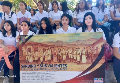 nicaragua, colegio publico, estudiantes, maraton de documentos, general sandino, 91 aniversario,