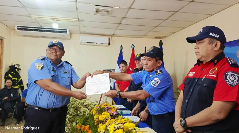 nicaragua, bomberos unidos, curso de rescate, manejo de bombas