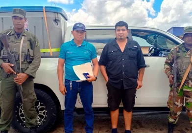 ejercito de nicaragua, nicaragua, tres hondureños, productos marinos ilegales, puerto cabezas, costa caribe norte