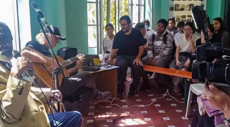 día mundial de la poesía, centro cultural cubapoesía, tertulia de poesía, cuba, poesía y humanidad, poesía y fuego, cultura cubana, gotas del alma, rubén darío