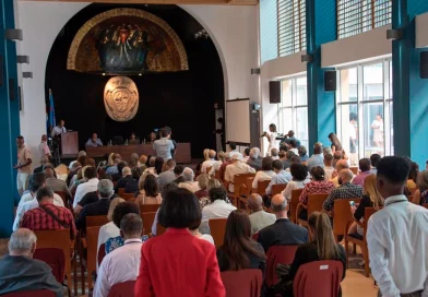 diplomacia cultural, relaciones internacionales, paz y desarrollo, cuba y nicaragua, embajadora de nicaragua, entendimiento entre naciones, cooperación intercultural, seminario internacional, identidad cultural, tradiciones y valores