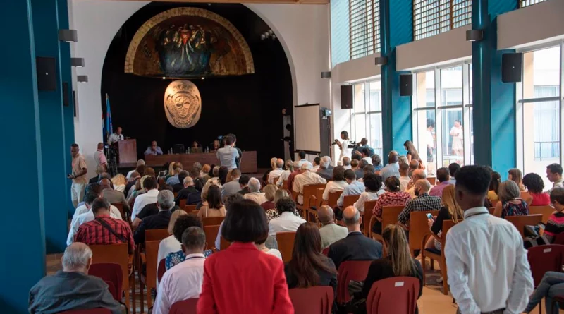 diplomacia cultural, relaciones internacionales, paz y desarrollo, cuba y nicaragua, embajadora de nicaragua, entendimiento entre naciones, cooperación intercultural, seminario internacional, identidad cultural, tradiciones y valores