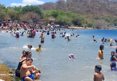 xiloa, verano intur, turismo en nicaragua, festival verano 2025, intur, desafio extremo, banda costa azul, red de jovenes comunicadores, vacaciones seguras, laguna xiloa,