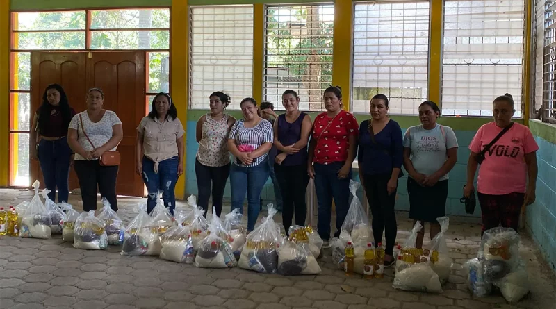 nicaragua, matagalpa, paquetes alimenticios, partos multiples, mifamilia,
