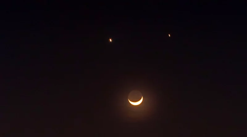luna creciente, lo viral, rt en español, venus y saturno, nasa, cara sonriente