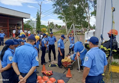 nicaragua, bomberos unidos, curso, rescate