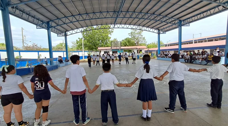 festival deportivo, managua, nicaragua, colegio augusto c. sandino,
