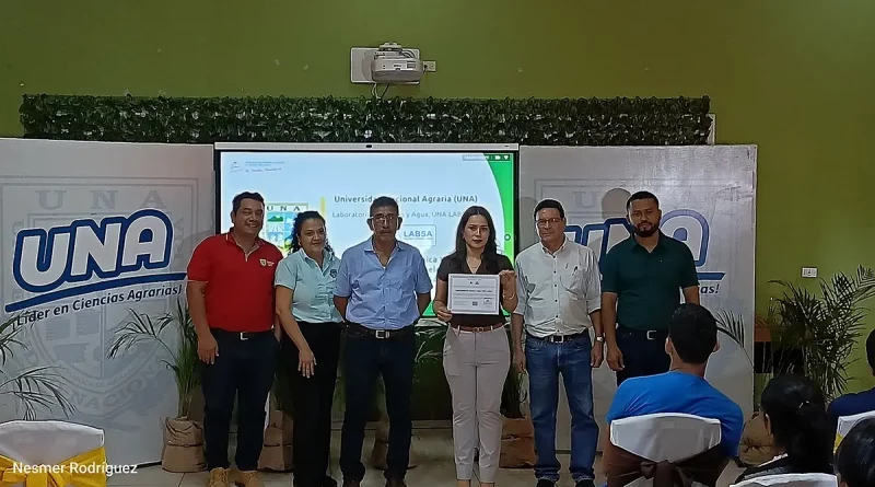 laboratorio de suelo y agua, UNA, Agraria, Universidad Agraria, recibe, acreditación, MINFIC, UNA, LABSA,