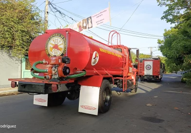 bomberos unidos, nicaragua, camiones de bomberos, managua,