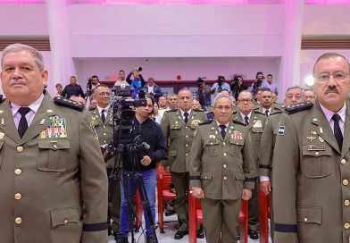 acto central, 2 de junio de 2025, ejercito de nicaragua, grados militares del ejercito de nicaragua, comandante daniel ortega saavedra, compañera rosario murillo, centro convenciones olof palme, managua