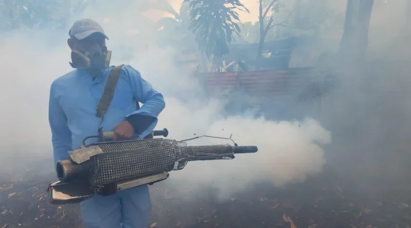 Nicaragua, minsa, barrio san Sebastian, sexta jornada de nicragua, ljucha antiepidemica, minsa, criaderos de zancudos,