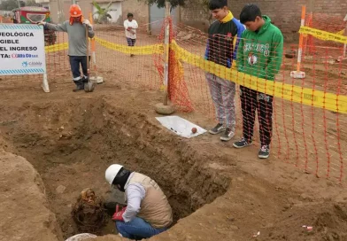 momia, descubren, Perú, Puente Piedra, momia femenina, excavación, momia preincaica,