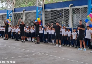 Festival Deportivo, cierre, Jugadores Walter Ferretti, niños,