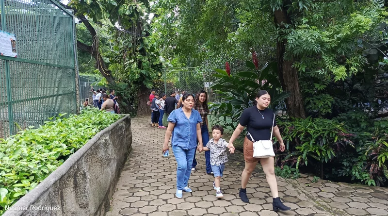 nicaragua, zoologico nacional, familias, fin de semana,
