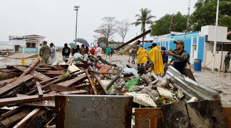 Huracán, Erick, impacta, toca tierra, México, lluvias, categoría 3, costa del pacífico,