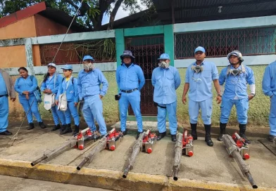 MINSA, Ministerio de Salud, brigadas, Jornada antiepidémica, casa a casa, Managua, barrio Edgar Lang,