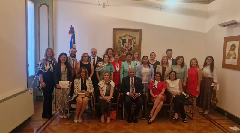 misión diplomática, embajadas, italia, mujeres diplomáticas, nicaragua