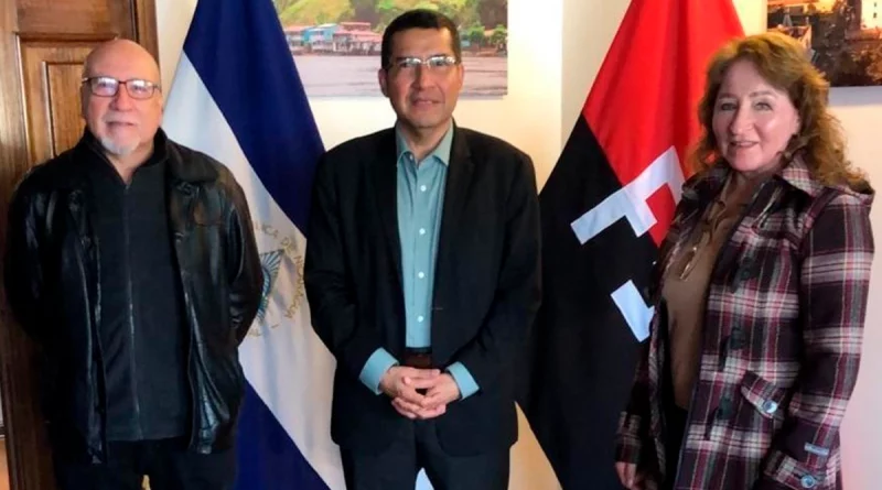 Flopy, rita peña, embajada de nicaragua en chile, chile, nicaragua, revolucion sandinista