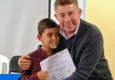 Venezuela, niño, certificación universitaria, robótica, primero en su país,