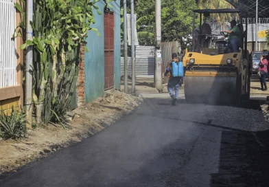 calles para el pueblo, managua, barrio hugo chavez, 50% de calles en managua, alcaldía de managua, gobierno sandinista, nicaragua