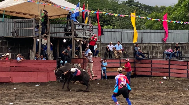 fiestas tradicionales, boaco, santiago apostol, montas taurinas, nicaragua