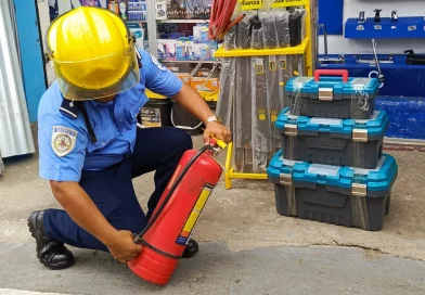 Bomberos unidos, nicargua, gobierno de nicragua, prevención, inspecciones, mercado Jonathan Gonzales, managua, cometa,