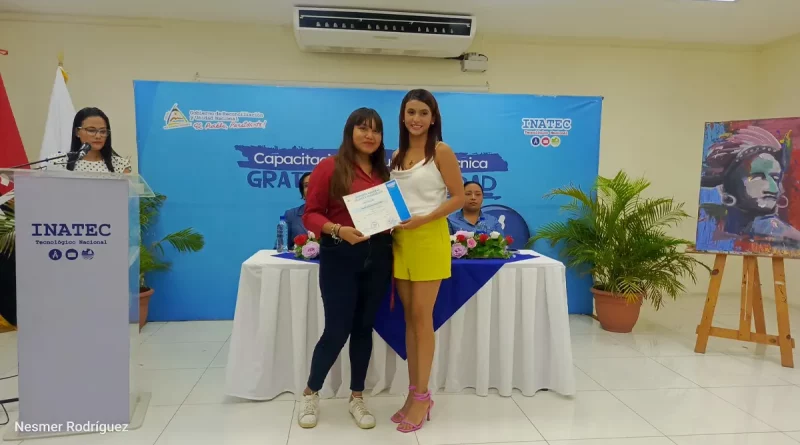 Centro Cultural José Coronel Urtecho, INATEC, certificados, carreras técnicas, cursos, educación técnica, protagonistas, finalizan,