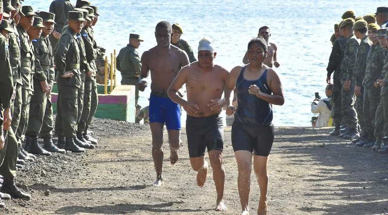 ejercito de nicaragua, laguna de xiloa, campeonato, triatlón militar,