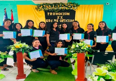 800 nuevos estudiantes, escuelas municipales de oficios, nicaragua