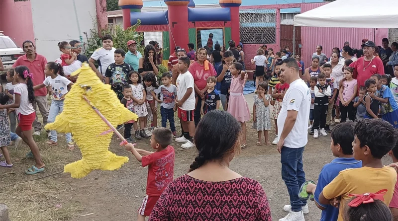 día de la alegría, 46/19, managua, barrio milagro de dios, revolucion sandinista, fsln, juegos y piñatas