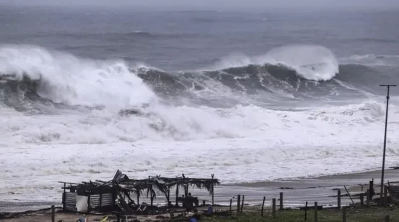 internacional, huracan, flossie, mexico,
