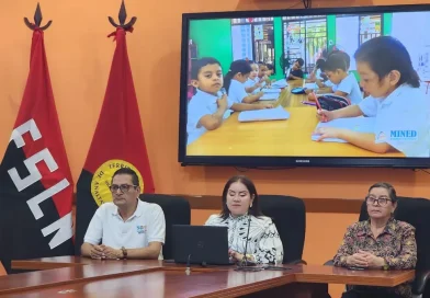 logros en educación, tecnología, MINED, informe semanal. julio victorioso,