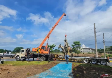 Siuna, rotonda soberanía, monumento del General Sandino, 46/19, instalación,