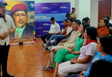 jovenes comunicadores, nicargau, gobierno d e nicragua, gobierno sandinista, comandante Hugo Chavez,